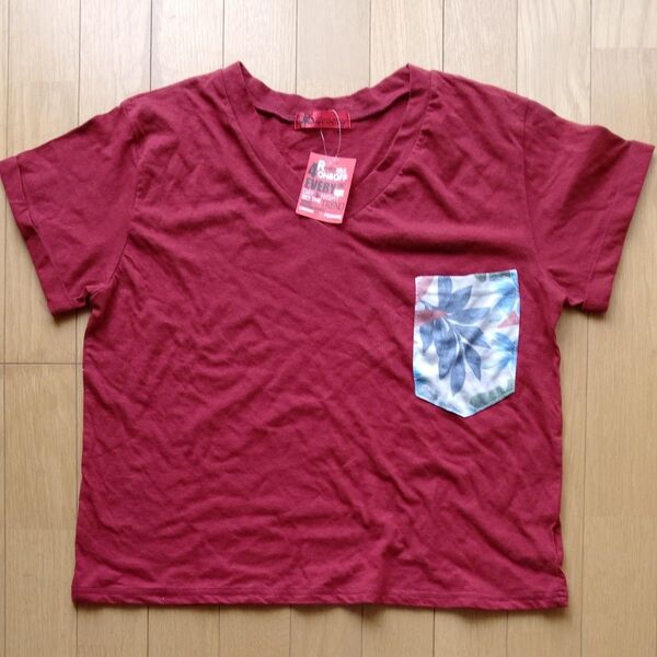 【タグ付き未使用品 】レディース Vネック 半袖 Tシャツ レッド ポケット付き ゆったり 定価:1990-