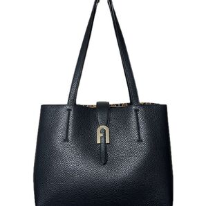 FURLA フルラ トートバッグ レザー 革 黒 ブラック ハンドバッグ ハチドリ トート シンプル ロゴ アーチロゴ