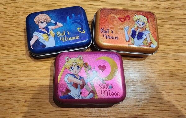 ユニバ セーラームーンコラボ グッズ 缶ケース