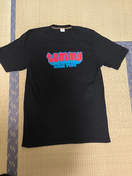 TOMMY 黒Tシャツ メンズ XL