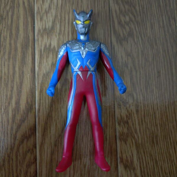 ウルトラヒーローソフビ ライブサイン付き ウルトラマンゼロ