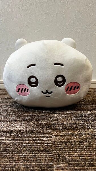 美品 ちいかわ もっちる寝そべりBIGクッション