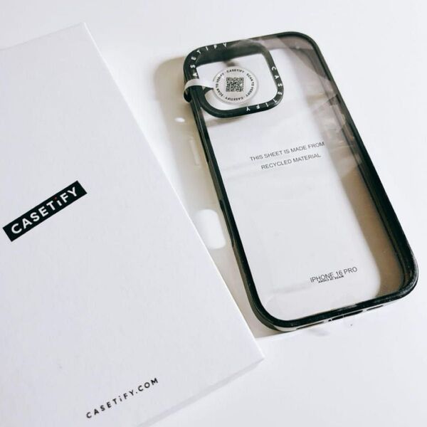 CASETiFY iPhone 16 Pro ケース 軽量 コンパクト クリア / ブラック