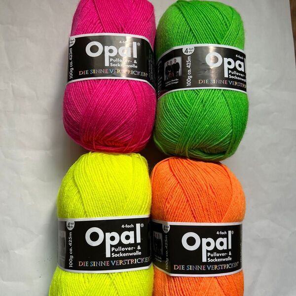 Opal 毛糸 蛍光色 4玉セット