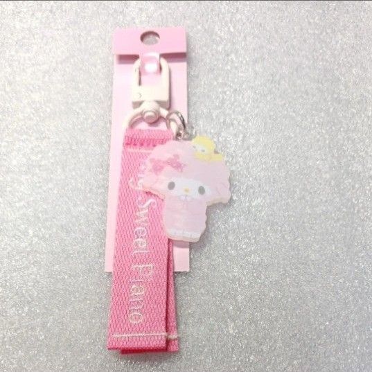 サンリオ ピアノちゃん 刺繍タグ ロゴ キーホルダー アクリル マイスイートピアノタグ付き、新品未使用品