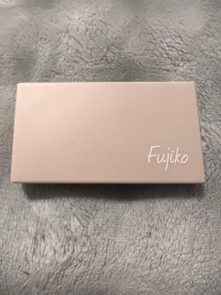 フジコ Fujiko 足しパレ 02彫深モーヴ