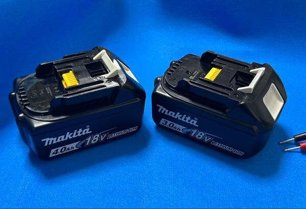 正常動作品 makita マキタ純正 18V バッテリー BL1840 と BL1830B 合計2台