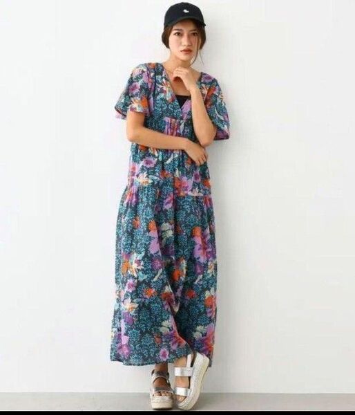 ロデオクラウンズ ボタニカル柄 フラワー ワンピース