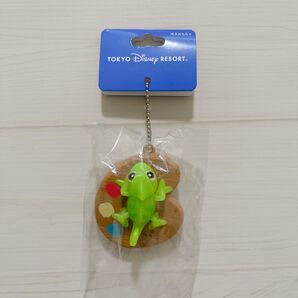 ファンタジースプリングス パスカル 光るおもちゃ キーホルダー 未使用