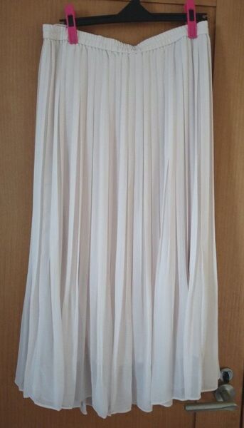 ユニクロ ハイウエスト シフォンプリーツスカート XXL 難あり