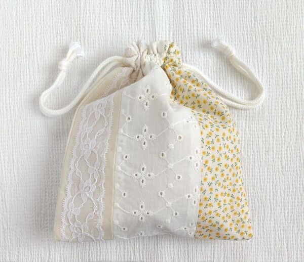 ハンドメイド 小物入れ 巾着ポーチ 巾着袋 刺繍 レース 巾着 イエロー