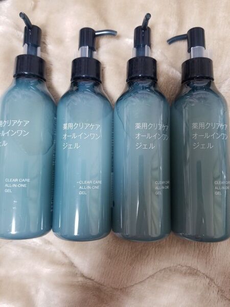 無印良品 薬用クリアケアオールインワンジェル 4本