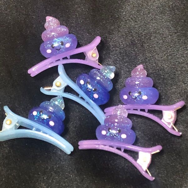 【未使用品】子供用 ヘアピン うんち うんこ ヘアクリップ ブルー系 前髪クリップ 5個 アミューズメント景品