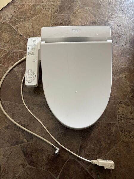 ネット販売価格31500円〜格安!!在庫複数有!温水洗浄便座 TOTO ウォシュレット TCF2221E