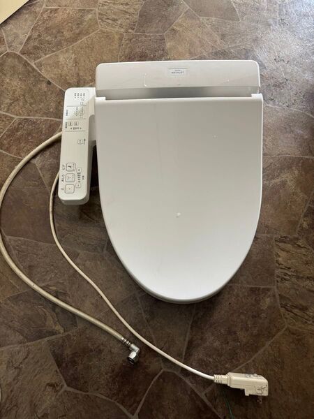 ネット販売価格31500円〜格安!!在庫複数有!温水洗浄便座 TOTO ウォシュレット TCF2221E