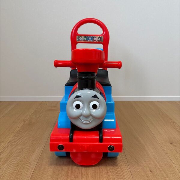 乗用きかんしゃトーマス リアルビークル 乗用玩具 子供