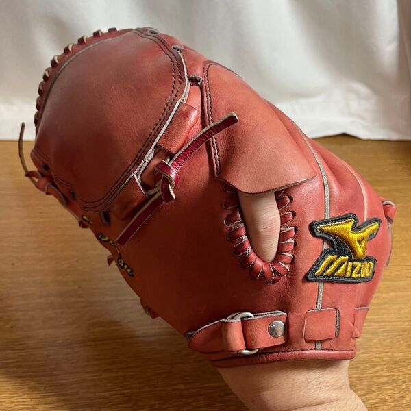 ミズノプロ 一般軟式 グローブ グラブ 投手用 左投げ オーダー 美品 刺繍あり