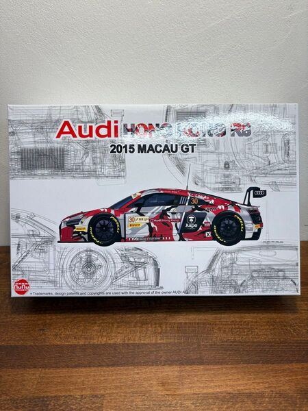 プラッツ 1/24 アウディ ホンコン R8 GT3 2015 マカオ 未組立