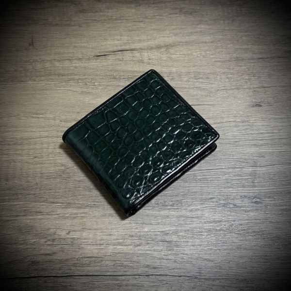 シャイニング クロコダイル メンズ財布 折財布 二つ折り ワニ 本革 本物証明付 腹部 一枚革 エナメル加工 ダークグリーン 緑 003