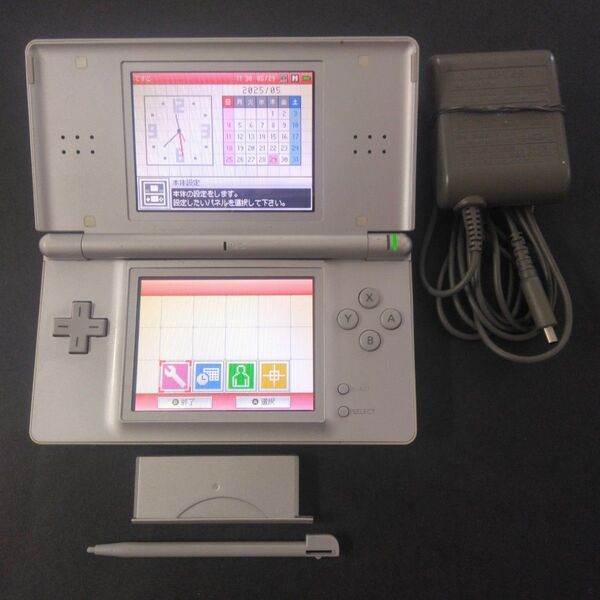 ニンテンドーDS Lite DSライト グロスシルバー