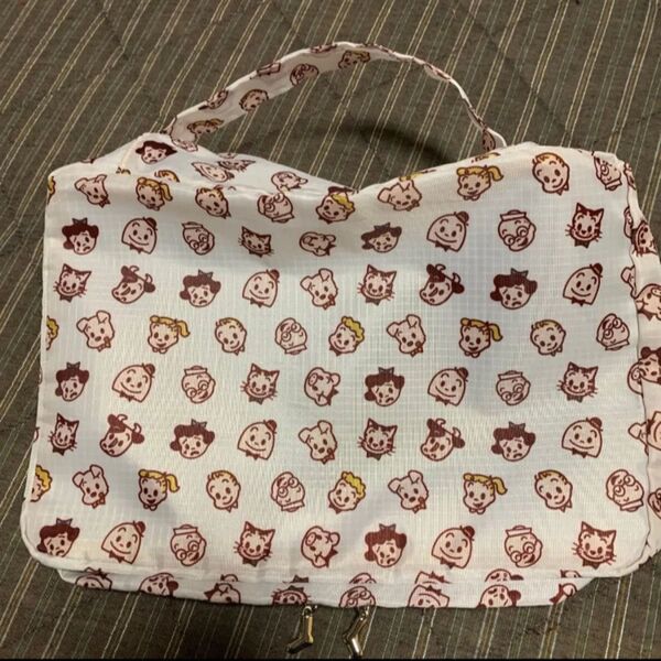 新品 オサムグッズ 靴下屋コラボ メッシュケース osamu goods 収納袋 フェイス総柄 ポーチ 持ち手付き