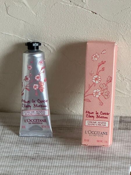 新品未使用 L'Occitane ロクシタン チェリーブロッサム ハンドクリーム