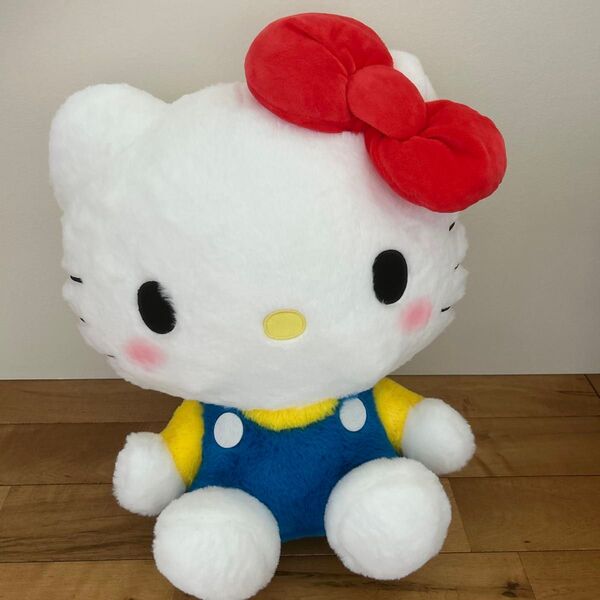ハローキティ キティちゃん ぬいぐるみ ドールGGJ ほっぺにチーク