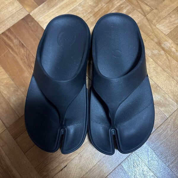 pase ペイズ flipflop 35