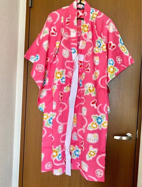 ★売り切り★【美品】サンリオ ハローキティ 子供用 浴衣 130cm 帯付き
