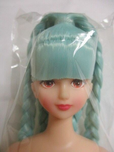 新品未開封 シオン おたのしみドール ジェニーフレンド リカちゃんキャッスル ピンクアイ トップアップ三つ編みスタイル