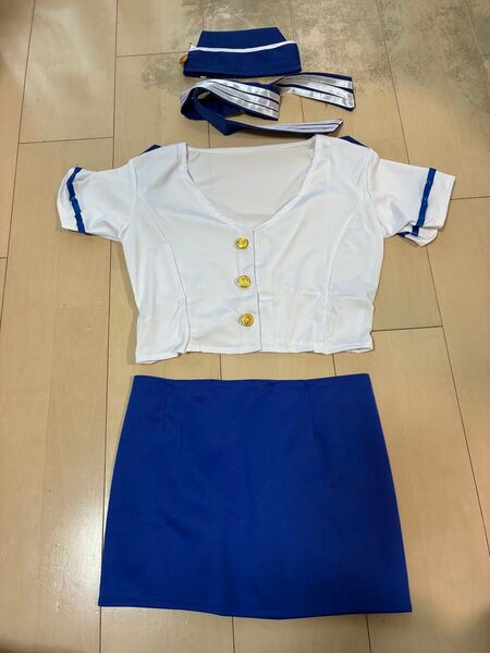 CA(キャビンアテンダント) コスプレ4点セット ( 制服上下 帽子 スカーフ)