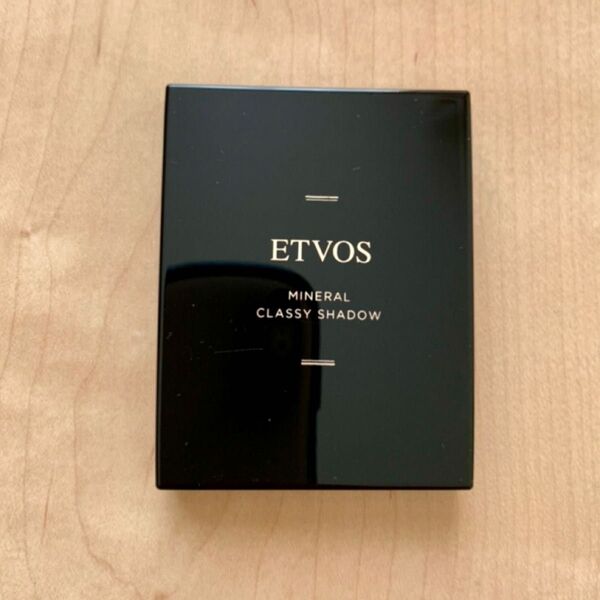 ETVOS ミネラルアイシャドウ