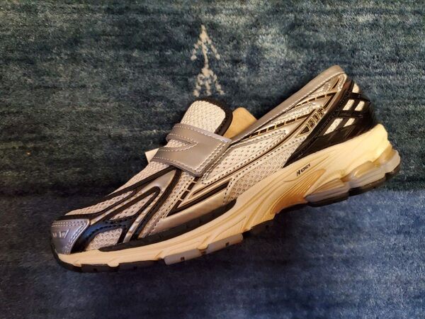 New Balance 1906L 25cm US7 U1906LOB ローファー Silver Metallic/Cream
