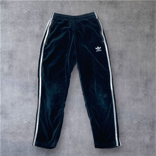 adidas アディダス トレフォイル ロゴ刺繍 ベロア トラックパンツ ジャージ S