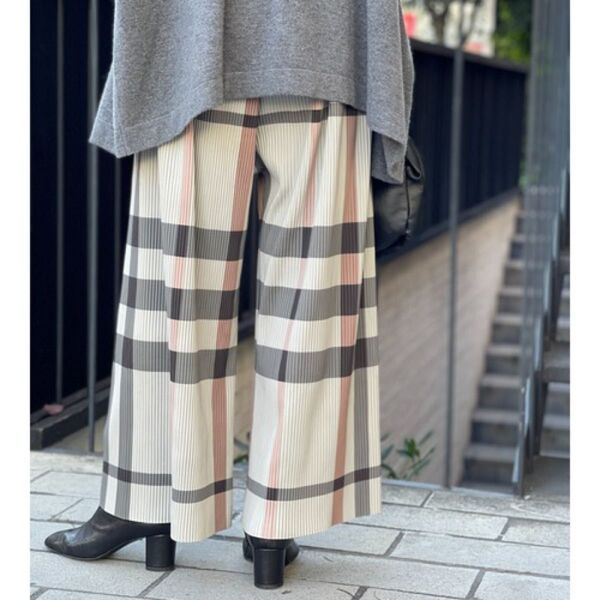 美品 BEARDLEY ビアズリー チェックスエードプリーツパンツ ウエストゴム