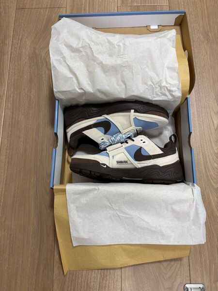 Travis Scott × Nike Zoom Field Jaxx "Pale Ivory and Leche Blue"