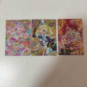 マジシャンキャット みつき サイン シークレットフレンズバズリズムピンク ひまり サイン カルテットスターバズリズムハート サイン