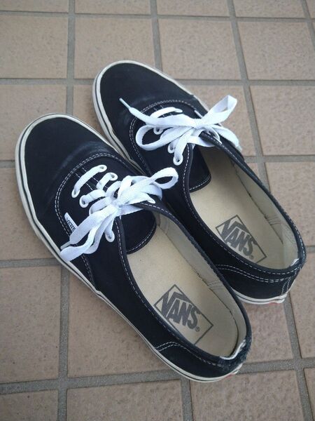 VANS AUTHENTIC ブラック 26.5cm