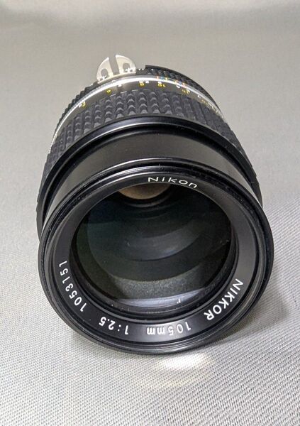 Nikon Ai NIKKOR 105mm F2.5 単焦点レンズ 美品