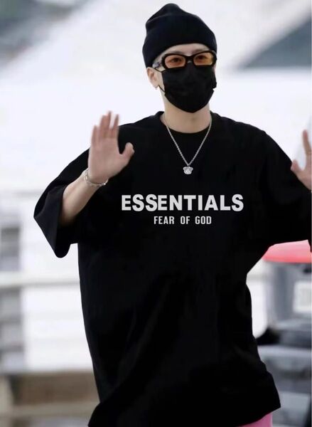 ESSENTIALS 半袖 エッセンシャル 男女兼用 ブラックTシャツ