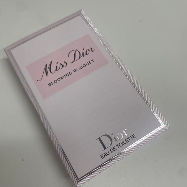 ディオール Dior ブルーミングブーケ 香水 オードゥトワレ サンプル 1ml 非売品