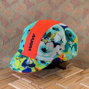 NUOM サイクリングキャップ サイクルキャップ 蛍光レッド