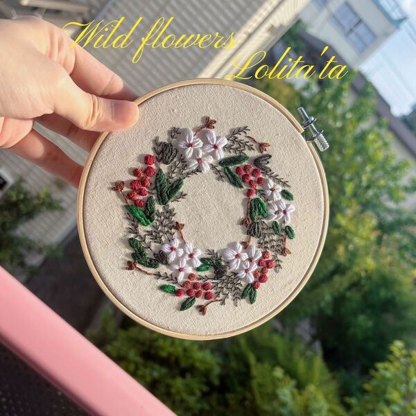 花と葉のリース刺繍 インテリア ハンドメイド 刺繍 009 母の日 北欧風 ハンドメイド フランス刺繍キット