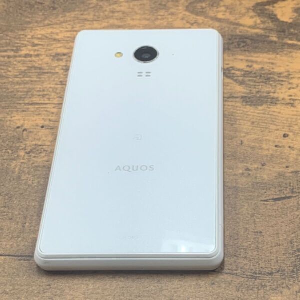 【ジャンク】AQUOS EVER SH-04G ホワイト ドコモ ロックあり
