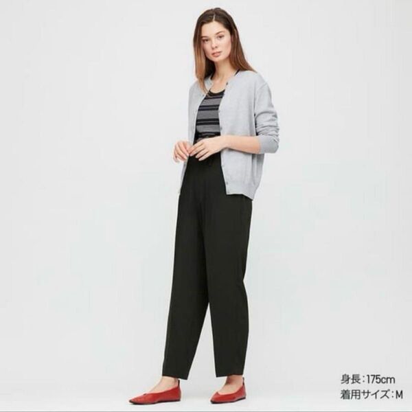 【美品】UNIQLO ドレープリラックステーパードアンクルパンツ 黒 S