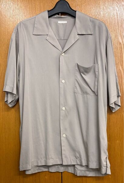 メンズ★GU★開衿シャツ M ベージュ系 中古品