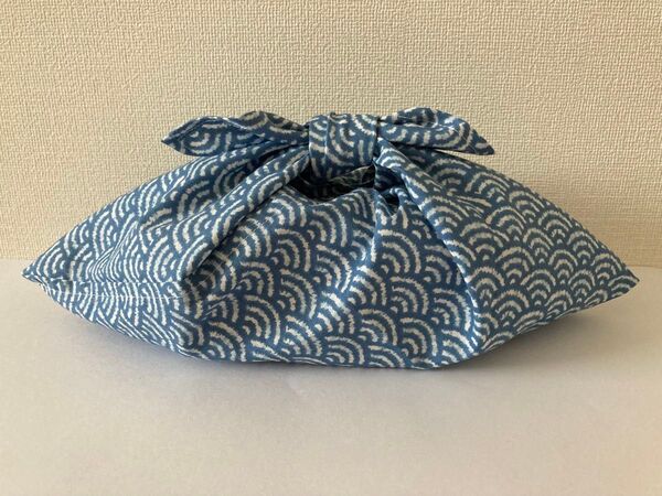 あずま袋(890)絞り風青海波 お弁当袋 内袋 ハンドメイド