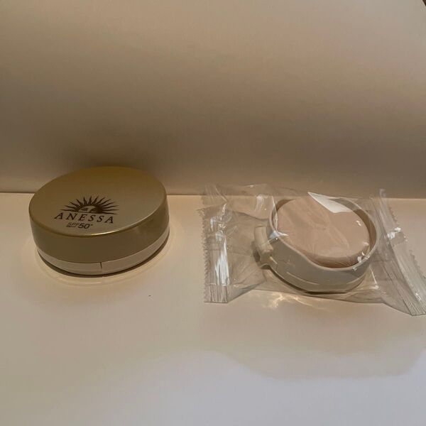 アネッサ オールインワン ビューティーパクト①〈UVカット化粧下地ファンデーション〉