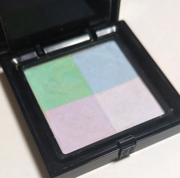 GIVENCHY ジバンシイ プリズムリーブル プレストパウダー01 フェイスパウダー