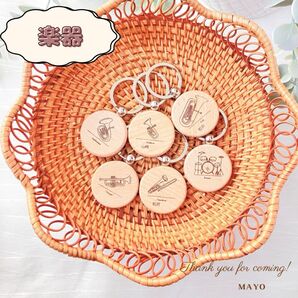 楽器 演奏部 ドラム キーホルダー 名前 金管 卒部記念 卒業